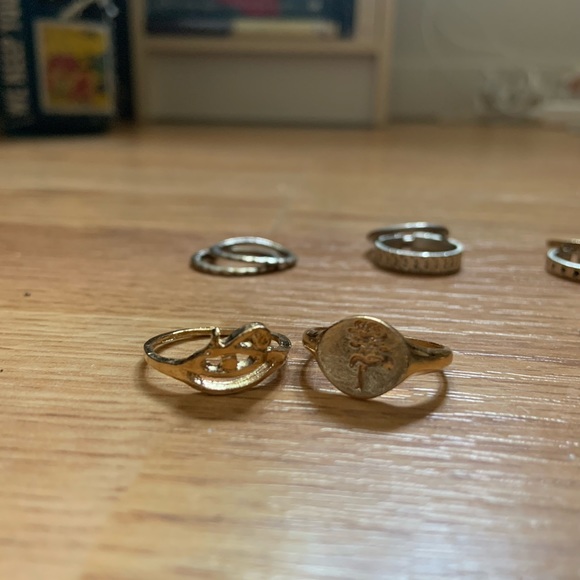 Rings - Picture 3 of 8